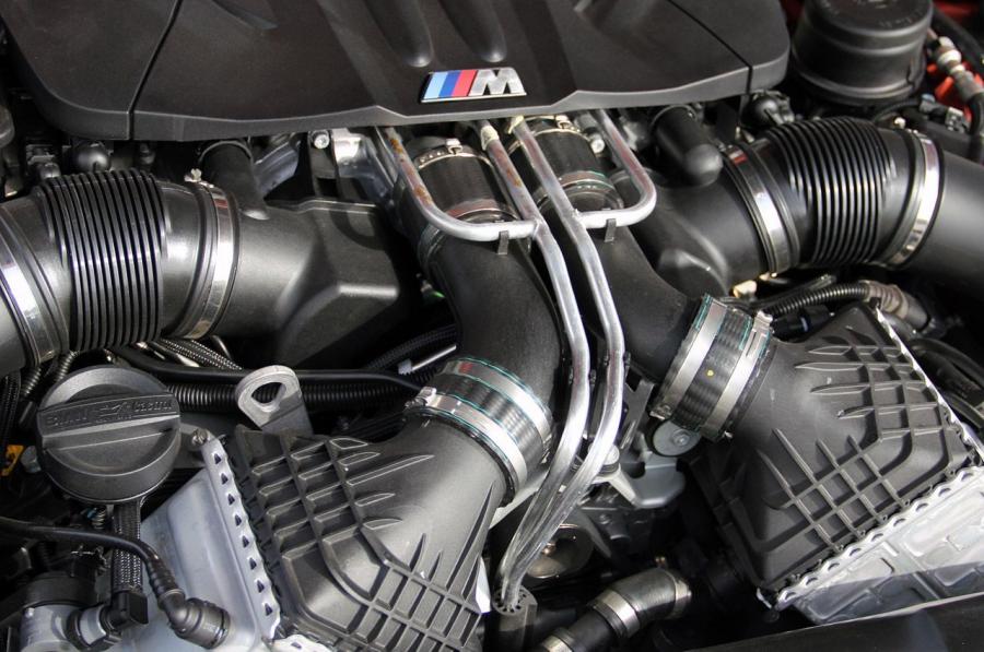  BMW M6 2013 года  (фото 28 из 88)